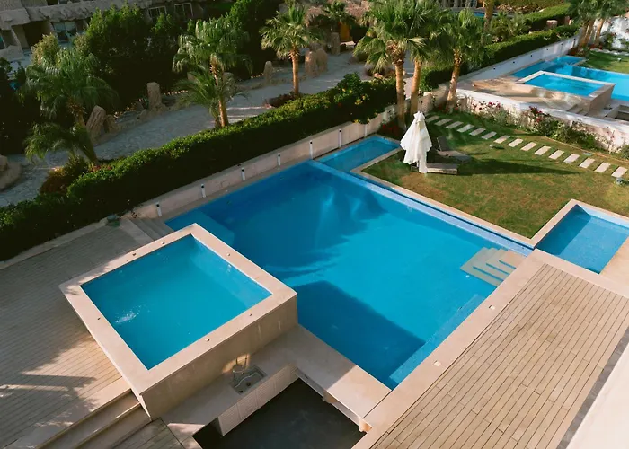 Hotel Paradise Boutique 4*